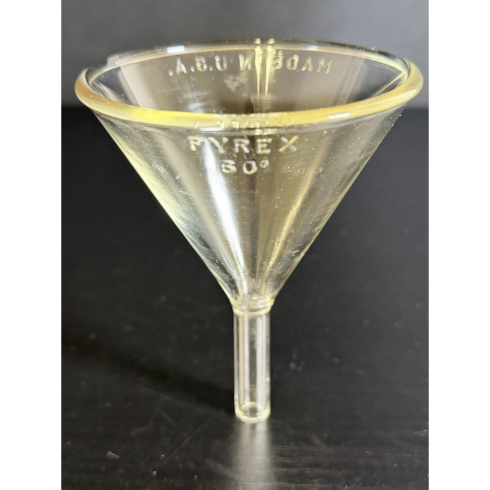Vintage Corning PYREX 75mm 60° Fluted Glass Lab Funnel Short Stem USA